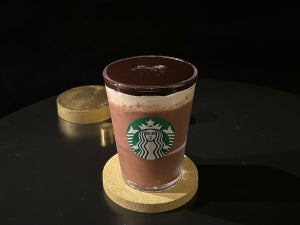 【スタバ新作は790円!?】バレンタイン第2弾「オペラ フラペチーノ」はいつまで飲める? 値段・カロリーも紹介