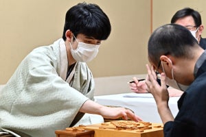 最年少六冠に向け視界良好！　藤井竜王が快勝で開幕局制す　第48期棋王戦コナミグループ杯五番勝負第１局