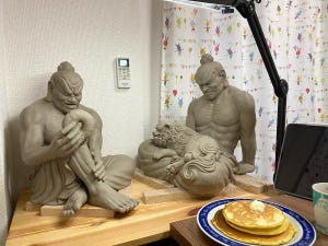 【乾燥中】「オフの日」の仁王像とのティータイムがシュールすぎる! -「なにこの素敵すぎる仁王様w」「コラ画像かと思った…」