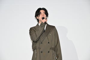 中島裕翔、『#マンホール』ベルリンの様子報告　黒木華の出演も解禁「やっと言えるよ!」