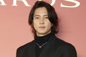 山下智久、「秘密の恋はされていますか?」質問に微笑み「映画では恋を…」