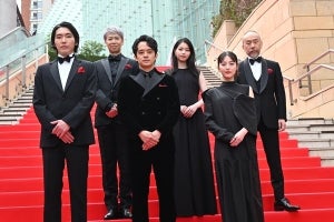 『シン・仮面ライダー』プレミア上映イベントに池松壮亮、浜辺美波、柄本佑、西野七瀬らが登場