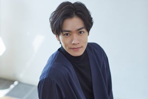 川村壱馬、カフェ店員役で『日曜の夜ぐらいは...』出演「現場で日々吸収」