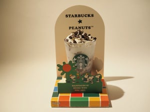 スタバ新作『スヌーピー バニラ クリーム フラペチーノ with クラッシュクッキー』はいつまで飲める? PEANUTSコラボドリンク全3種類の値段・カロリーも紹介