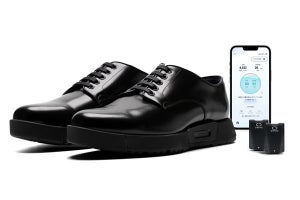 アシックス、ビジネス向けスマートシューズ「RUNWALK ORPHE」が一般販売