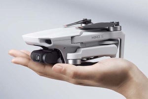 DJI、249g未満の小型軽量ドローン「DJI Mini 2 SE」　53,900円から