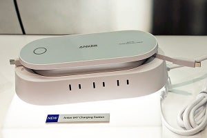 アンカー、最大10台の機器を同時充電できるUSBケーブル内蔵電源タップ