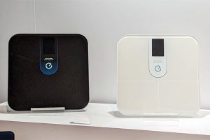 Eufy、絵文字やメッセージで計測者を励ますカラー液晶付き体組成計