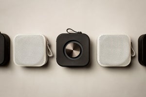 ポータブルBluetoothスピーカー「Sudio F2」発売 -  最大100台まで接続可能