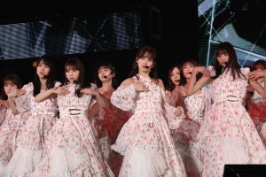 乃木坂46、ガルアワで「インフルエンサー」など3曲披露「素敵な思い出になるように」 