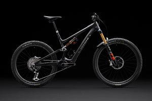 スペシャライズド、軽量e-MTB「Levo SL」に性能を一新した新型3種