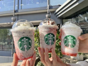 スタバ新作「ストロベリー フラペチーノ」の最強カスタム! チョコ追加はマジで最高!