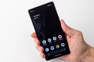 「Pixel 7a」レビュー - 上位機種との選択に迷うが、バランスの取れたスマートフォン