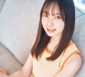 日向坂46の最年少・渡辺莉奈、圧倒的透明感で14歳の今を切り取るグラビア