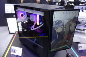 COMPUTEX TAIPEI 2023 - Zalman、フロントのほぼ全部が液晶画面のミドルタワーケース「Z10 DS」