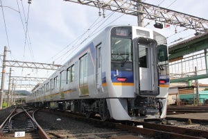 南海電鉄8300系、車内防犯カメラ順次運用開始 - 全車両導入めざす