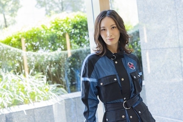 『ハリケンジャー』長澤奈央、フルメンバーで挑む20周年作「新しい感覚の作品ができたことに感動」