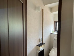 【ある意味平和】トイレットペーパーの芯を捨てられない一家が取った意外な行動とは? ―「芯記録ですね」「家族みんな背高いの?w」