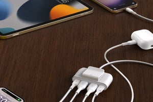 ベルキン、4台のデバイスを同時充電できるUSB電源エクステンダー