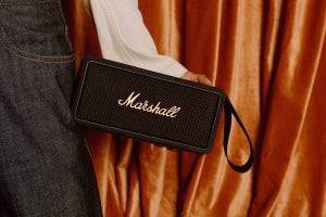 Marshall、最大20時間再生可能なポータブルスピーカー「Middleton」