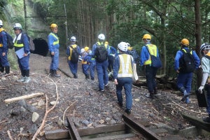 大井川鐵道の被災区間に「鉄道災害調査隊」派遣 - 鉄道・運輸機構