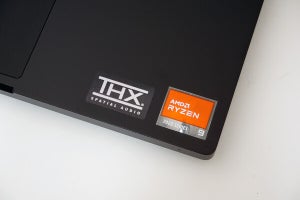 「Ryzen 9 7940HS」の性能を試す！ RTX 4070と240Hz液晶も備え軽量1.84kgの「Razer Blade 14」レビュー