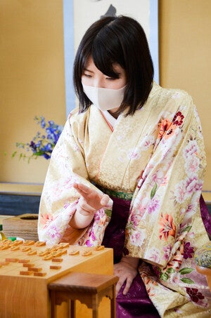 西山女流三冠がイナズマの攻めを余してタイに　大成建設杯第５期清麗戦五番勝負第２局