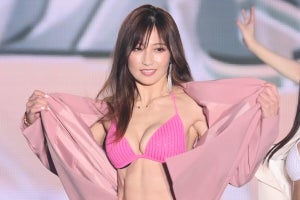 熊田曜子、ビキニで美ボディ披露「バストアップ頑張りました!」