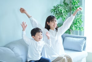 ｢お元気ですか｣の敬語表現は? ビジネスで目上にも使える言い換えや返事も紹介