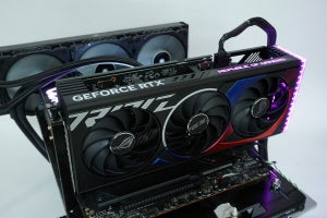 RTX 4060 Ti「16GB版」と「8GB版」で性能はどう変わる？ ASUS「ROG Strix GeForce RTX 4060 Ti」で徹底調査