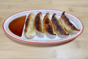 【3COINS】おうちで町中華気分！ スリコの「【NEO町中華】仕切り餃子皿」を使ってみた