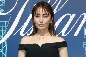 矢田亜希子、デコルテまぶしいドレス姿で魅了　ティファニーまとい笑顔