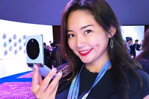 フリップ型スマホがまた登場！　バーチャルペットも表示できるTecnoの「PHANTOM V Flip 5G」