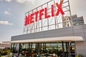 Netflix、7〜9月期に加入者876万人増、米国などでプレミアム・プラン値上げ