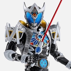 『仮面ライダーキバ』仮面ライダーサガが真骨彫に登場、特徴的な装飾をメタリック彩色で再現