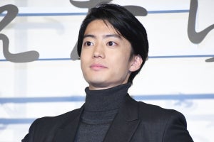 伊藤健太郎、『あの花』試写会で号泣「自分が出た作品で初めて…」