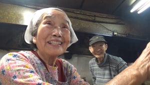 『オモウマい店』放送で大盛況の焼き鳥屋　80代店長「死にそびれたよ」