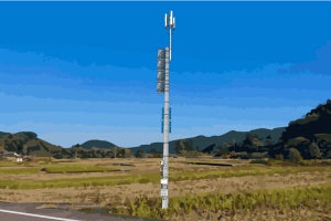 KDDI、ペロブスカイト型の「曲がる」太陽電池を携帯電話基地局に試験導入