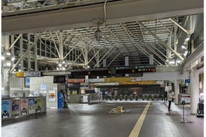 さいたま新都心駅コンコース「放送音量自動制御システム」本格稼働