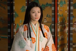 瀧内公美、平安衣装に身を包む 『光る君へ』源明子役の扮装写真公開