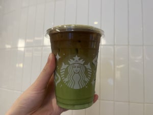 【香港スタバ店員おすすめ】日本にはない海外で大人気の抹茶×エスプレッソドリンクっておいしいの!? 