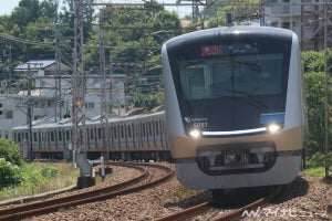 小田急電鉄ダイヤ修正、深夜の下北沢駅で急行も地下1階ホーム停車