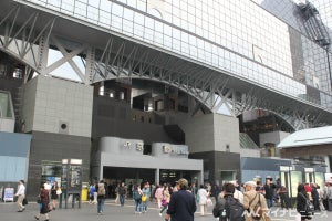 JR京都駅で新橋上駅舎・自由通路を整備、嵯峨野線ホームに昇降設備