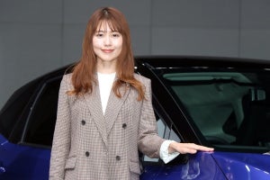 有村架純、報道陣の前で車の運転を披露「すごく緊張」 家族旅行でドライブも