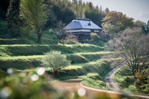 岡山県美咲町ふるさと納税返礼品「一棟貸し 古民家宿『Ｏto』ペア宿泊券」とは? 