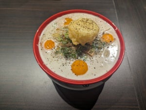 【1日15食限定】ラーメンに雪見だいふく!? 麺屋武蔵コラボ商品「揚見(あげみ)だいふく ら～麺」発売!