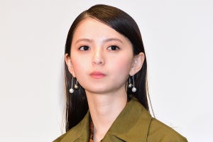 齋藤飛鳥、「人の感情わからない」謙遜も…芝居に引き込まれたカメラマンがレールから落ちる