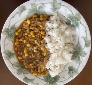 【試してみたい】農水省が紹介した"ポリ袋で作るカレーライスの作り方"に注目集まる - 洗い物不要で非常時にもおすすめ