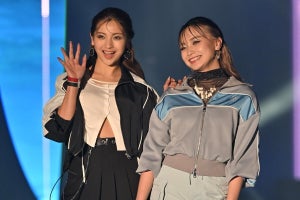 ゆきぽよ、妹・ゆみちぃとTGC姉妹ランウェイ　ミニ丈スカートで美脚披露