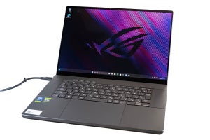 Intel Core Ultraで刷新されたASUS「ROG Zephyrus G16」レビュー、固定観念を覆す薄さ